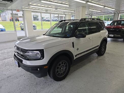 Certified 2024 Ford Bronco Sport Outer Banks AWD/4WD image 2
