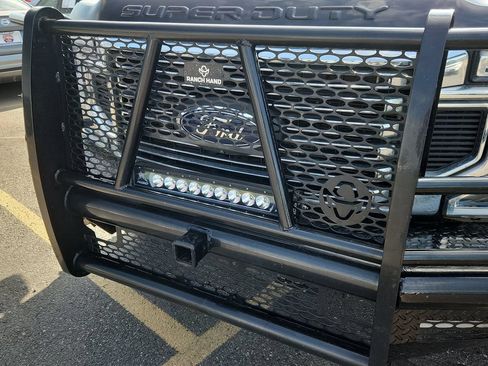 Used 2021 Ford F450 Platinum w/ FX4 Off-Road Package AWD/4WD image 22
