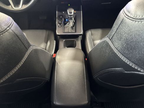 Certified 2026 Toyota Corolla Cross XLE FWD image 22