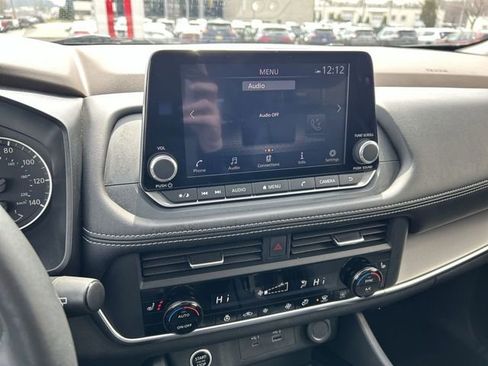 Certified 2023 Nissan Rogue SV w/ SV Premium B Package image 20