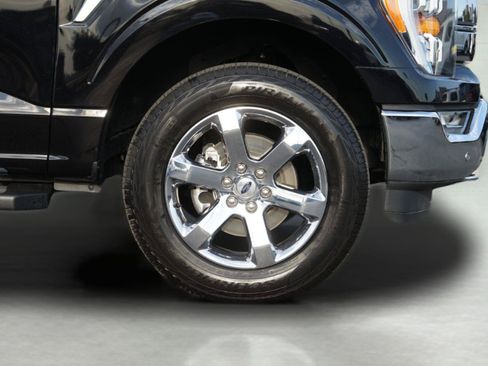 Used 2023 Ford F150 Lariat w/ Max Trailer Tow Package AWD/4WD image 4
