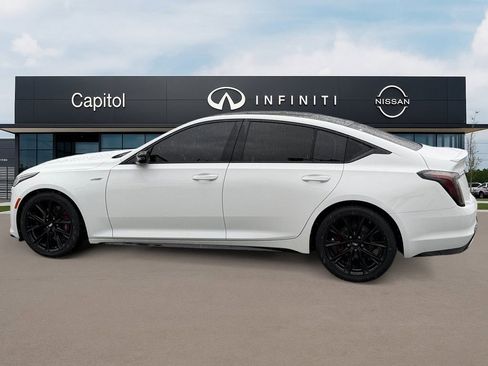 Used 2022 Cadillac CT5 V image 9