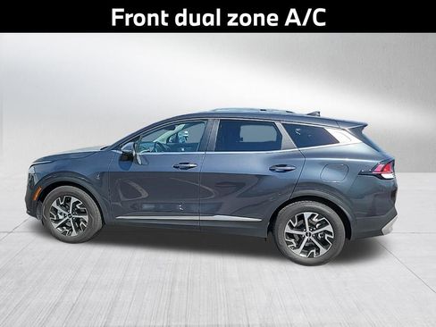 Used 2024 Kia Sportage EX image 8