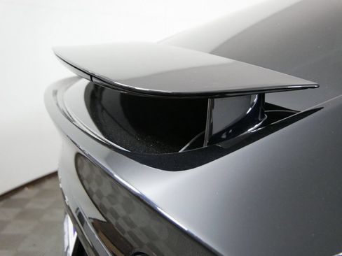 Used 2024 Tesla Model X AWD/4WD image 4