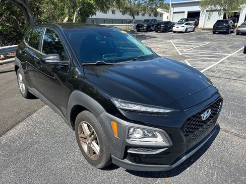 Used 2020 Hyundai Kona SE FWD image 3