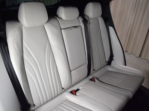 Certified 2024 Maserati Grecale Modena AWD/4WD image 20