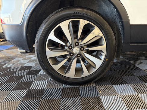 Used 2017 Buick Encore Preferred AWD/4WD image 25