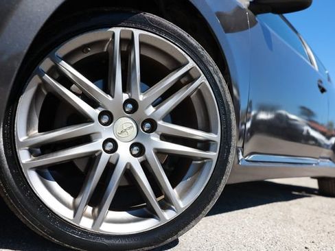 Used 2013 Scion tC FWD image 32