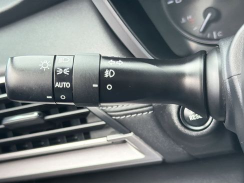 Certified 2023 Subaru Outback Limited AWD/4WD image 28