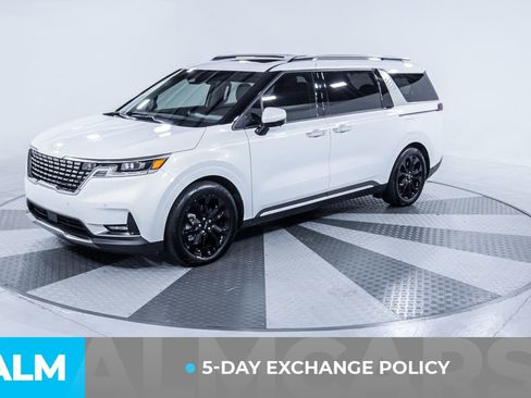 Used 2024 Kia Carnival SX Prestige image 4