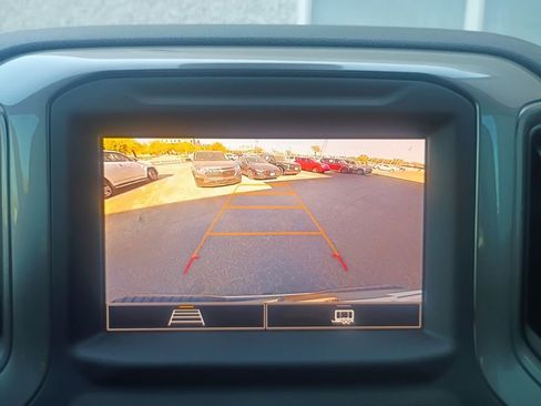 Used 2024 Chevrolet Silverado 1500 Custom image 9