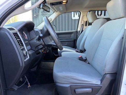 Used 2015 RAM 2500 Tradesman w/ Chrome Appearance Group image 8