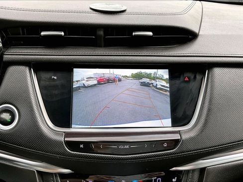 Used 2019 Cadillac XT5 Luxury FWD image 21