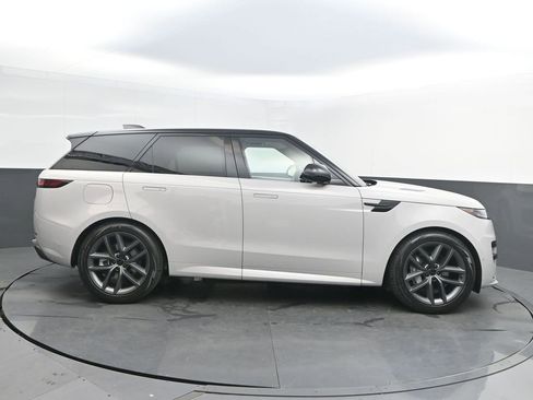 New 2026 Land Rover Range Rover Sport Dynamic SE AWD/4WD image 8