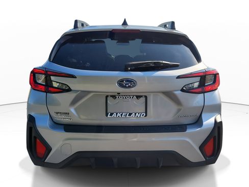 Used 2024 Subaru Crosstrek 2.0i Premium image 6