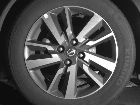 Used 2025 Nissan Versa SV FWD image 12