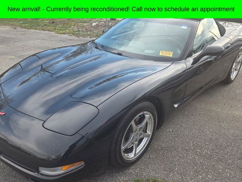Used 2001 Chevrolet Corvette Convertible w/ Preferred Equipment Group2 image 1