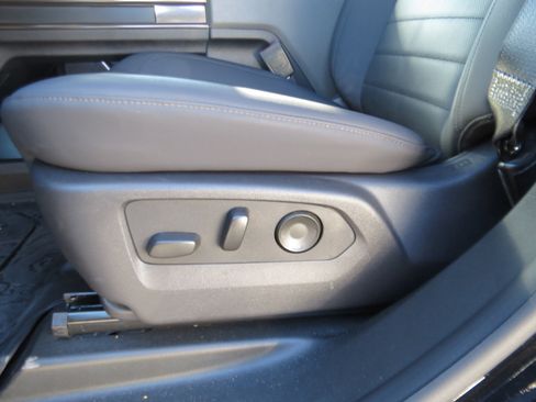 Used 2025 GMC Hummer EV 3X image 16