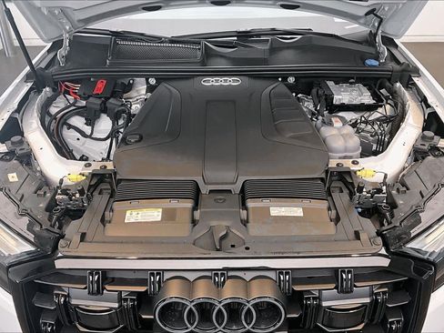 New 2026 Audi Q7 Premium Plus image 16