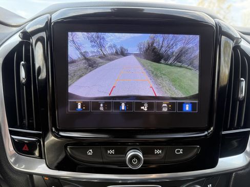 Used 2023 Chevrolet Traverse Premier w/ Redline Edition AWD/4WD image 14
