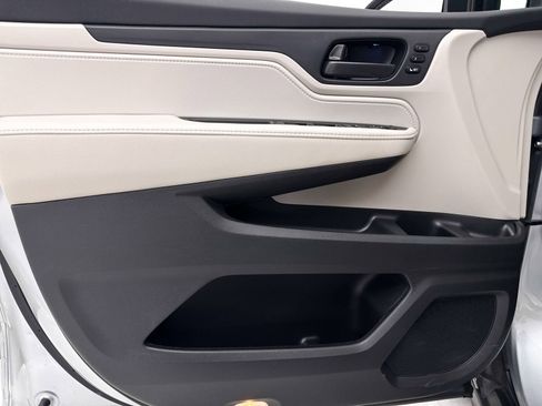 Used 2025 Honda Odyssey EX-L image 28