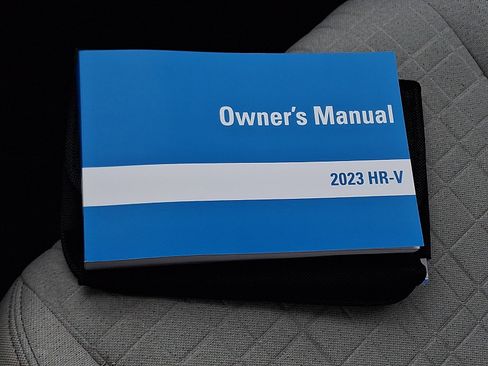 Used 2023 Honda HR-V LX image 27