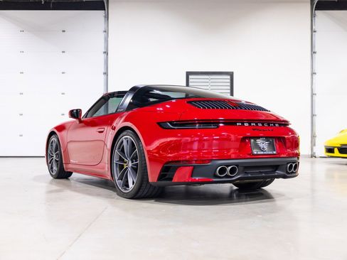 Used 2021 Porsche 911 Targa 4S Heritage Design image 6