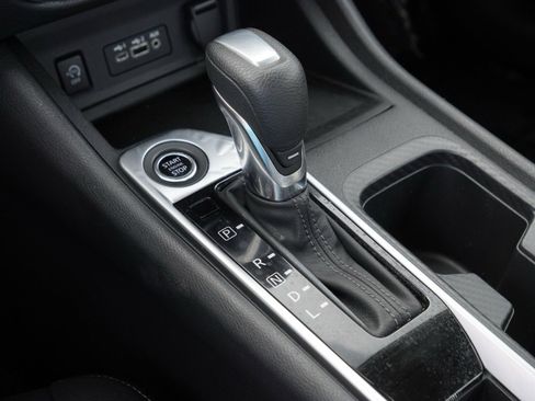 Certified 2024 Nissan Sentra SV image 15