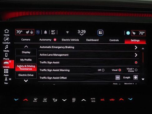 Used 2025 Dodge Charger Daytona Scat Pack w/ Track Pack image 49