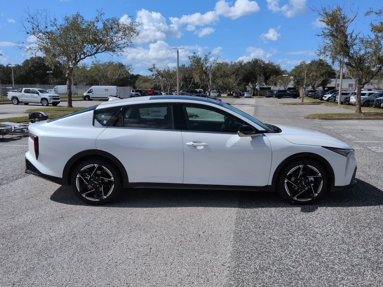 New 2027 Kia K4 GT-Line FWD image 4