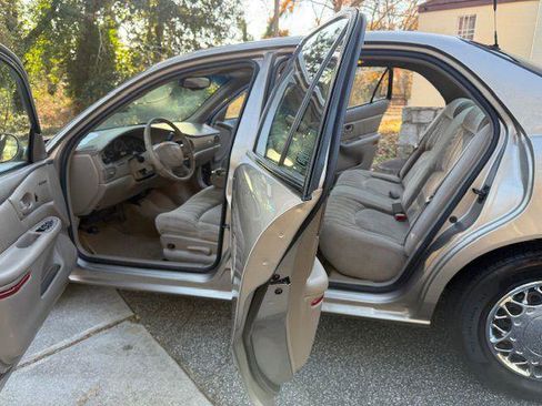 Used 2001 Buick Century Custom w/ Special Edition Pkg image 39