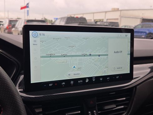 Used 2025 Ford Escape ST-Line w/ Tech Pack #1 image 24