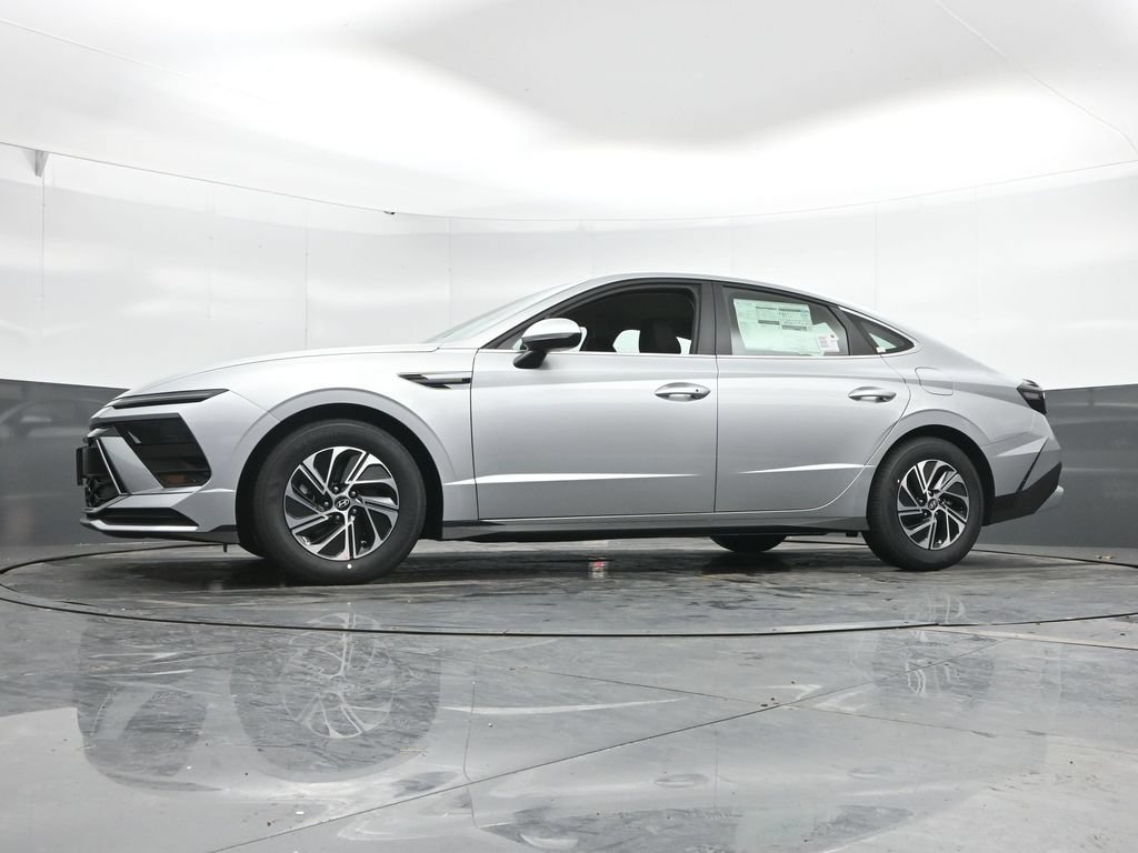 New 2026 Hyundai Sonata Blue FWD image 26