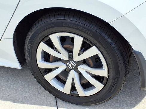 Used 2023 Honda Civic LX image 17