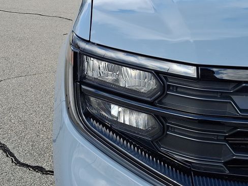 Certified 2025 Ford Expedition Active AWD/4WD image 8
