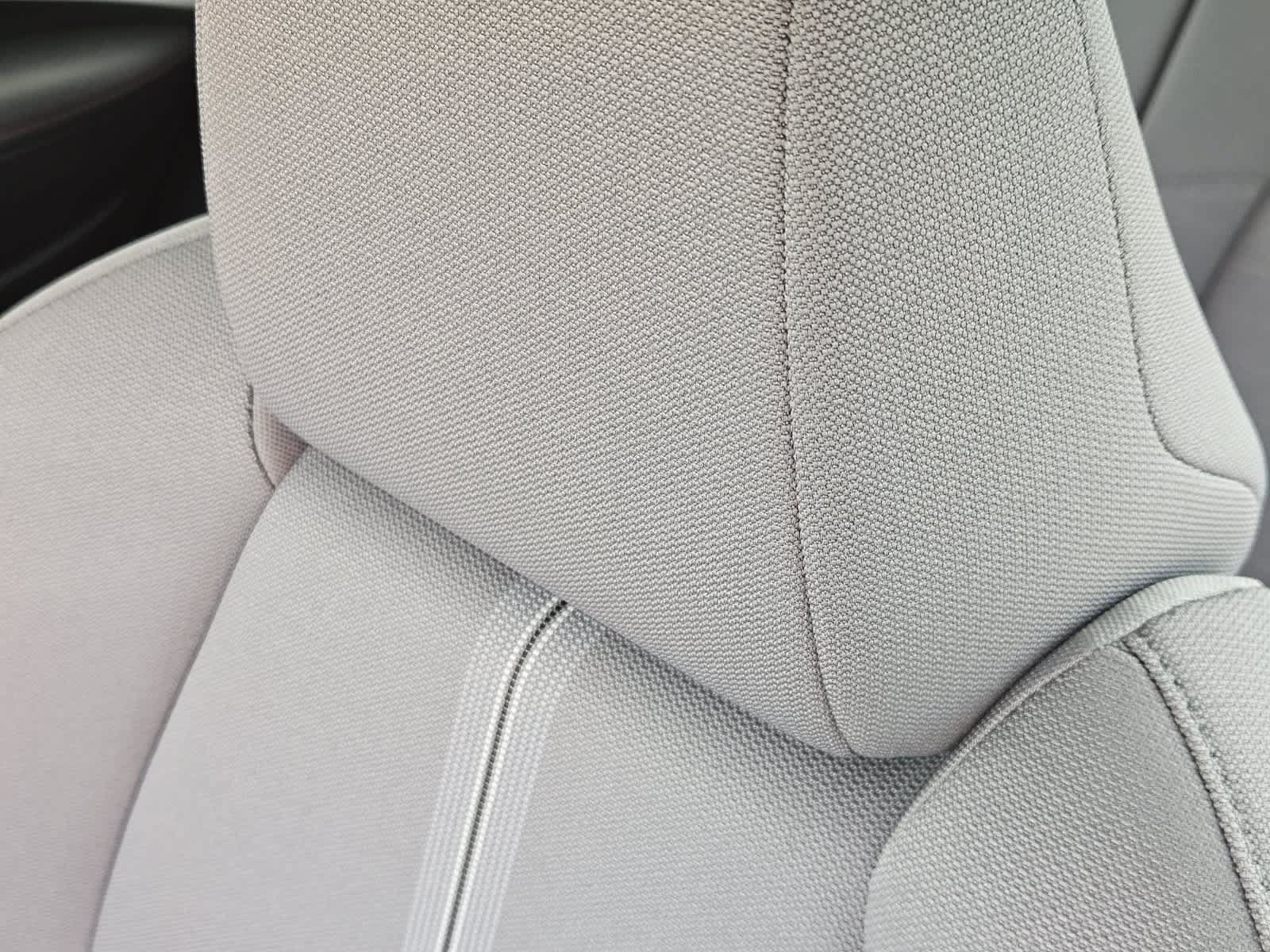 Used 2025 Toyota Corolla SE FWD image 13