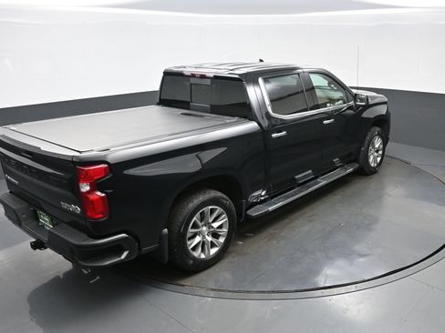 Used 2021 Chevrolet Silverado 1500 High Country w/ Technology Package AWD/4WD image 38