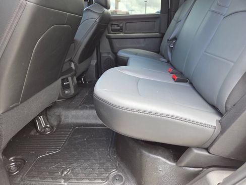 Used 2025 RAM 3500 Tradesman w/ Chrome Appearance Group AWD/4WD image 21