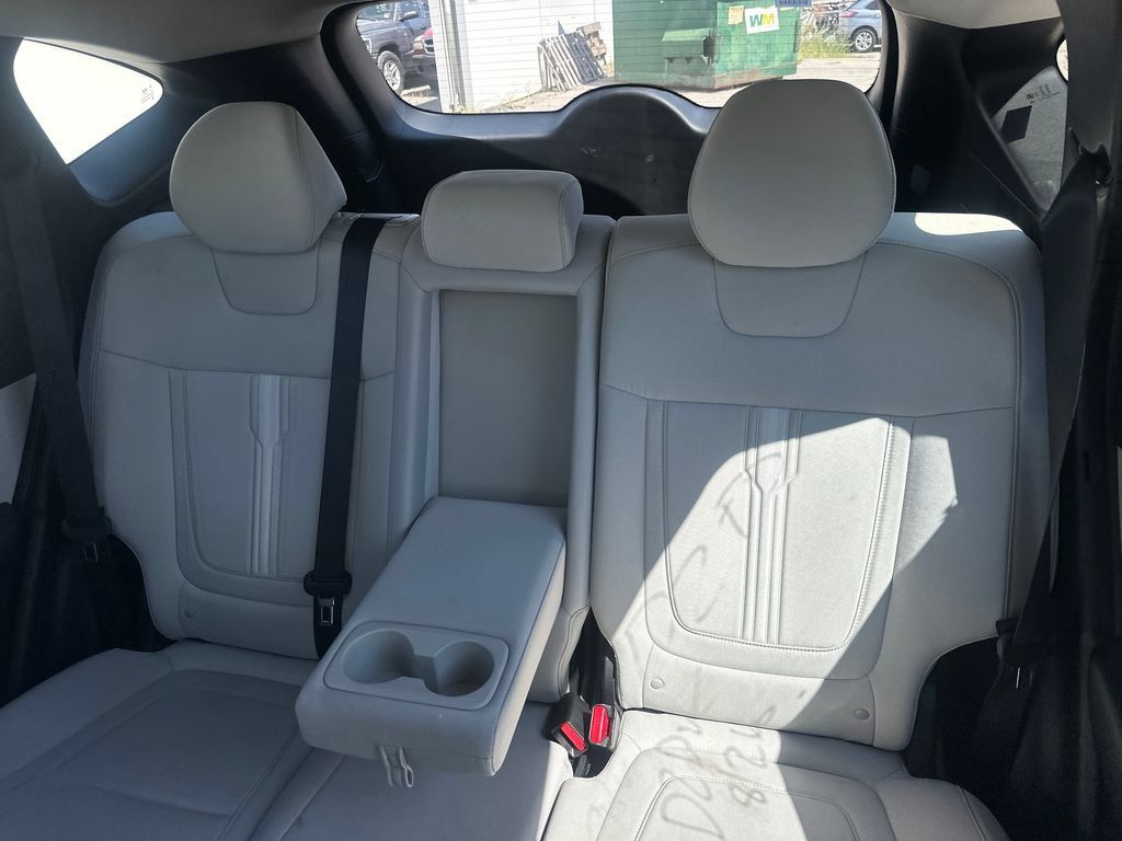 Used 2025 Hyundai Tucson SEL FWD image 12