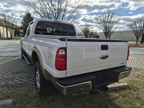 Used 2014 Ford F250 Lariat w/ Chrome Package image 7