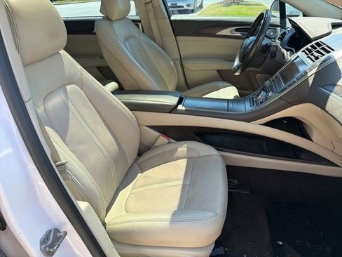 Used 2019 Lincoln MKZ Reserve w/ Luxury Package AWD/4WD image 26