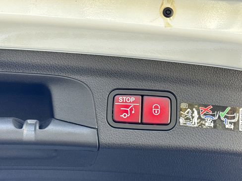 New 2026 Mercedes-Benz GLE 350 4MATIC image 16