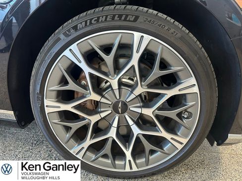 Used 2024 Genesis G90 3.5T AWD/4WD image 26