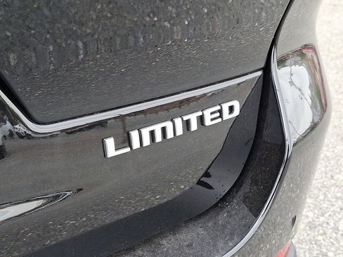 New 2025 Jeep Grand Cherokee L Limited w/ Trailer Tow Package image 6