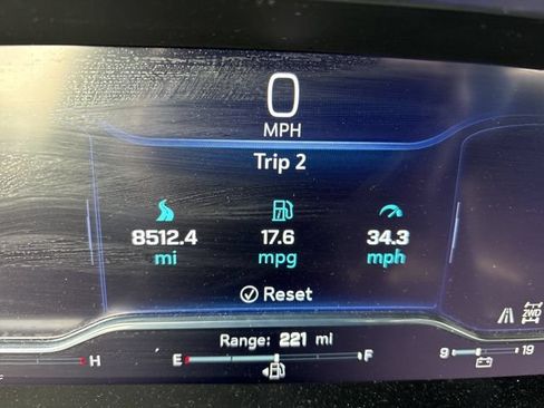 Used 2025 Chevrolet Silverado 1500 LT AWD/4WD image 3