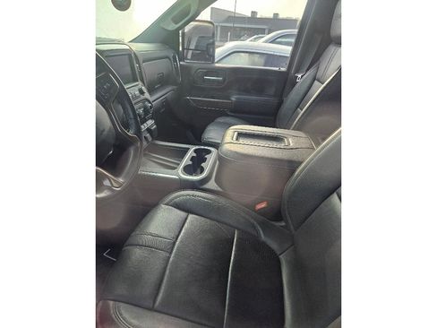 Used 2022 Chevrolet Silverado 2500 High Country w/ Z71 Off-Road Package AWD/4WD image 6
