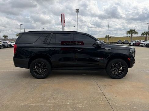 Used 2024 GMC Yukon AT4 w/ AT4 Premium Plus Package image 3