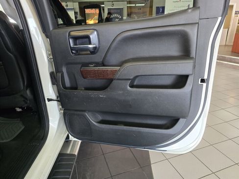 Used 2014 GMC Sierra 1500 SLE w/ SLE Value Package AWD/4WD image 15