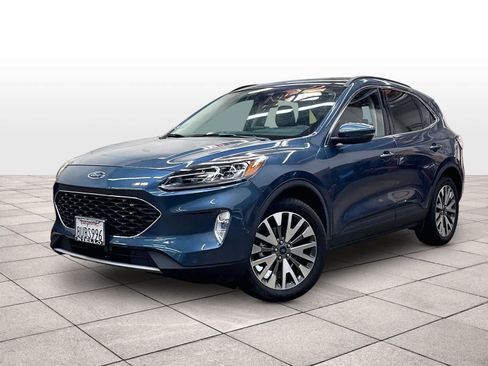Used 2020 Ford Escape Titanium w/ Titanium Premium Package 2.0 AWD/4WD image 1