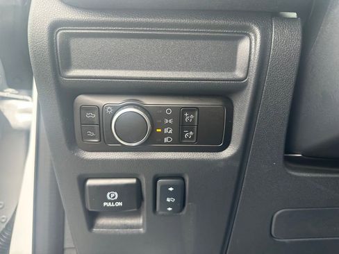 Used 2025 Ford F150 Lightning Lariat AWD/4WD image 16